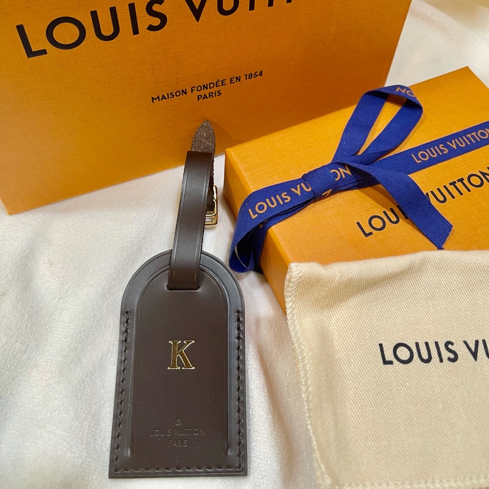 ❌SOLD❌💯Authentic Louis Vuitton Large Luggage Tag